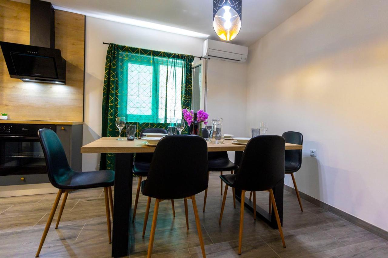 City Apartment Nora, Old Town Located, Free Parking Makarska Eksteriør bilde