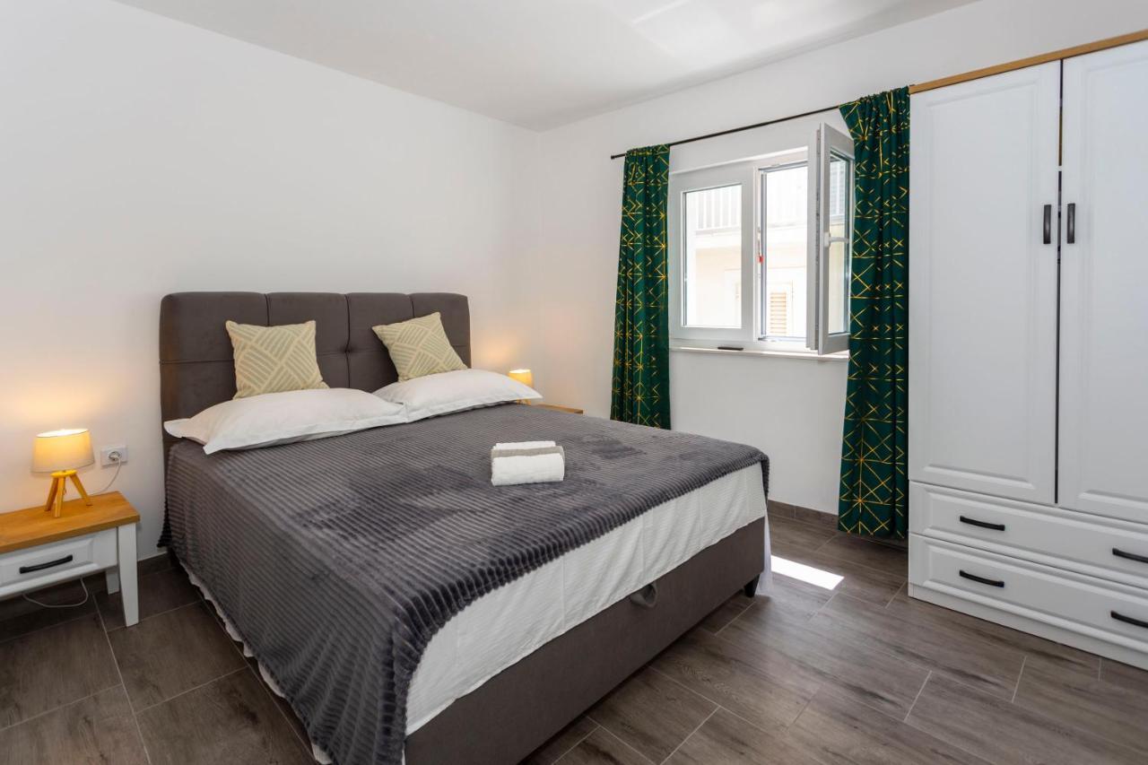 City Apartment Nora, Old Town Located, Free Parking Makarska Eksteriør bilde