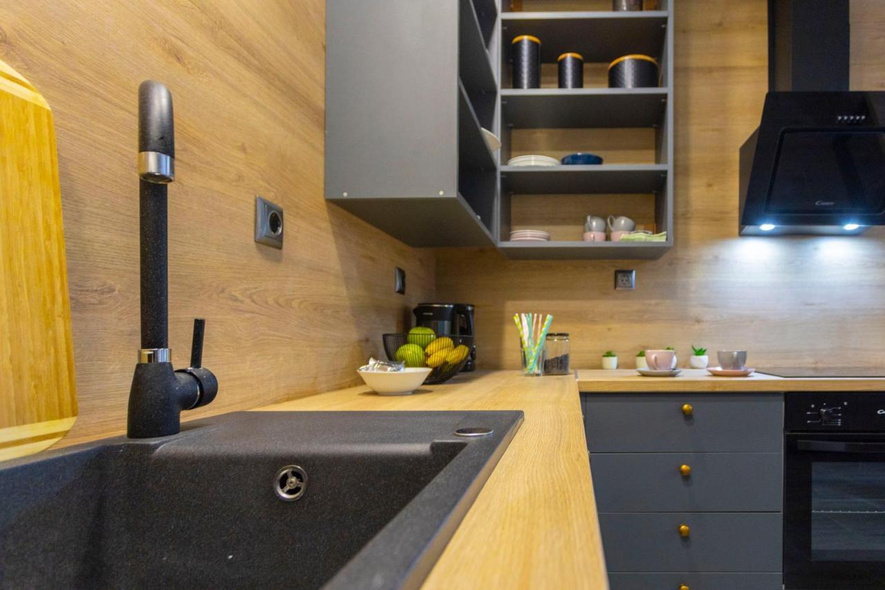 City Apartment Nora, Old Town Located, Free Parking Makarska Eksteriør bilde